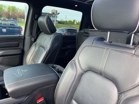 Used 2024 RAM 1500 Limited AWD/4WD image 10