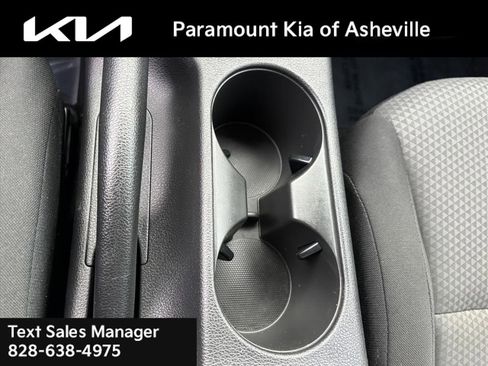 Used 2020 Kia Soul LX image 27