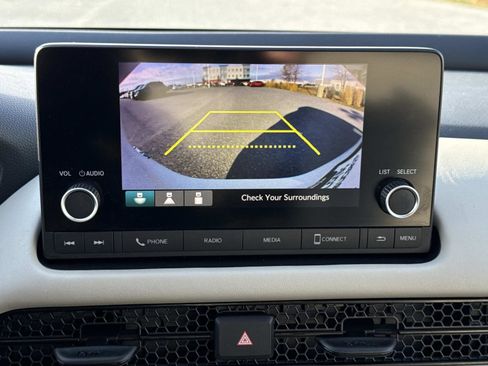 Used 2024 Honda HR-V LX image 4