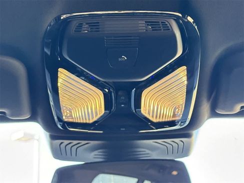 Used 2024 BMW X3 M40i w/ Premium Package image 20