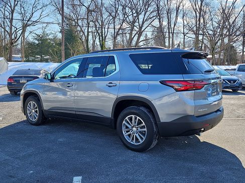 Certified 2023 Chevrolet Traverse LT image 5