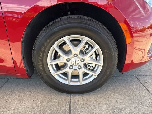 New 2026 Chrysler Voyager LX image 32