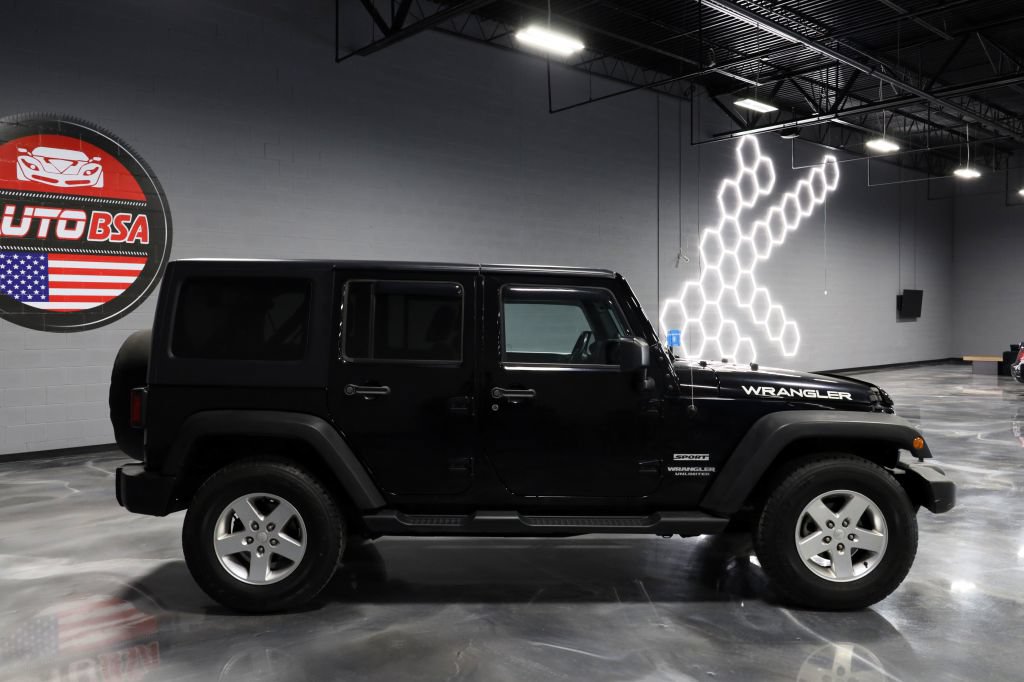 Used 2014 Jeep Wrangler Unlimited Sport w/ Quick Order Package 24S AWD/4WD image 8
