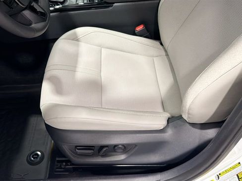 Certified 2025 Toyota Camry XLE image 16