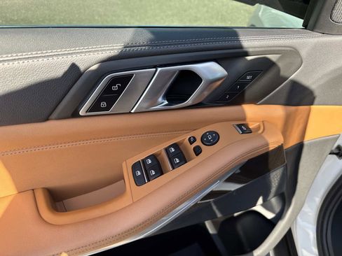 Used 2023 BMW X5 sDrive40i w/ Parking Assistance Package image 19