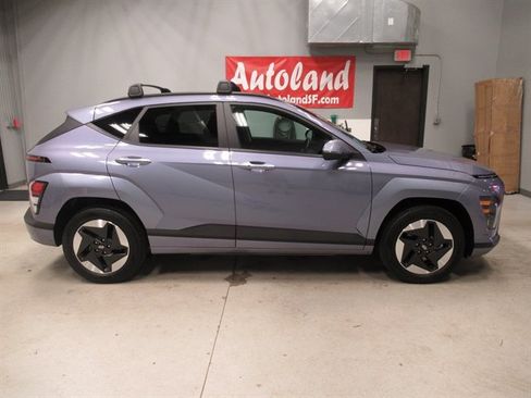 Used 2024 Hyundai Kona SEL FWD image 8