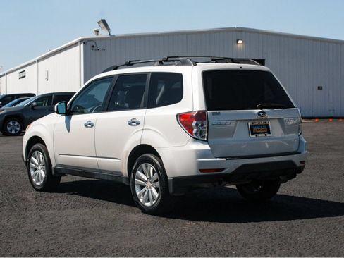 Used 2012 Subaru Forester 2.5X Premium AWD/4WD image 7