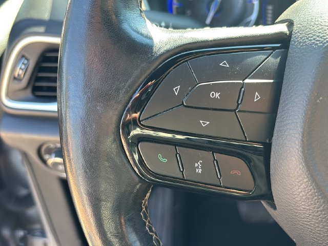 Used 2019 Chrysler Pacifica Touring-L w/ S Appearance Package FWD image 22