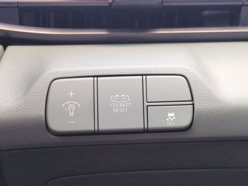 New 2026 Hyundai Elantra Limited image 28