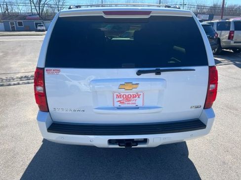 Used 2012 Chevrolet Suburban LT image 6