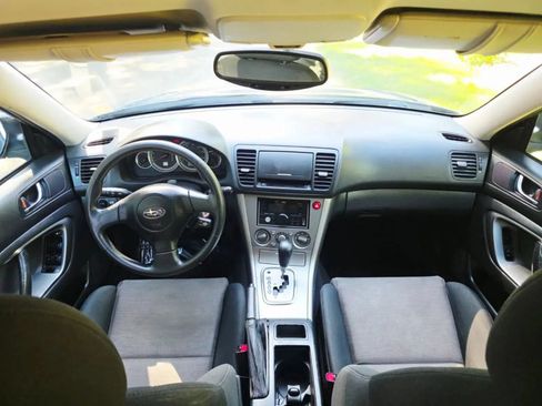 Used 2005 Subaru Legacy 2.5i AWD/4WD image 13
