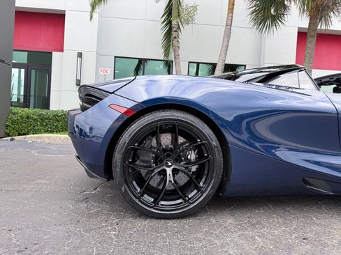 Used 2020 McLaren 720S Performance image 6