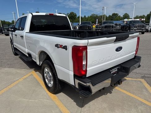 Used 2024 Ford F250 XLT AWD/4WD image 7