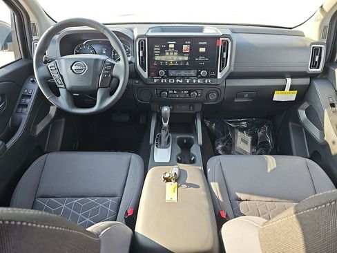New 2026 Nissan Frontier SV w/ SV Convenience Package RWD image 13