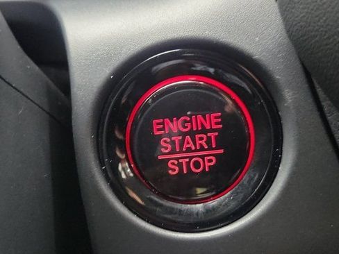 Used 2025 Honda HR-V LX image 30