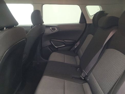 Used 2020 Kia Soul S FWD image 18