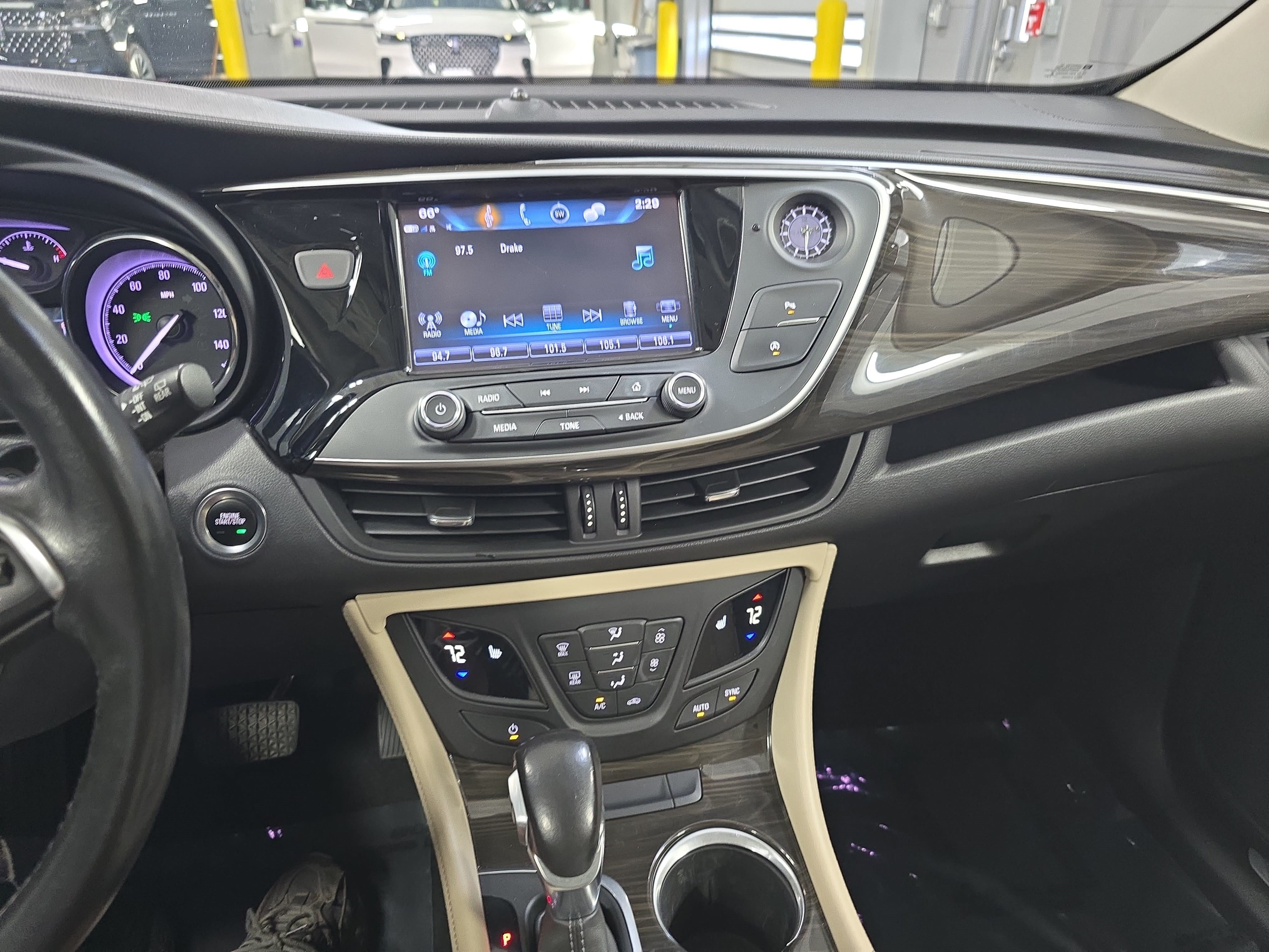 Used 2020 Buick Envision Essence w/ Experience Buick Package FWD image 18