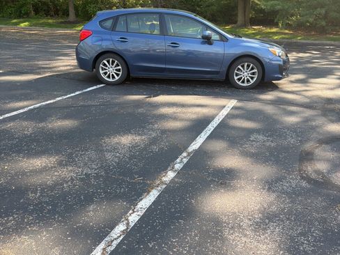 Used 2013 Subaru Impreza 2.0i Premium w/ All-Weather Pkg AWD/4WD image 15