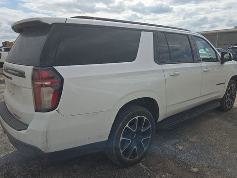 Used 2021 Chevrolet Suburban RST w/ Luxury Package AWD/4WD image 2