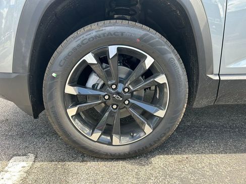 New 2026 Chevrolet Equinox RS w/ Safety and Technology Package FWD image 10