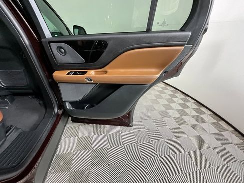 Used 2023 Lincoln Aviator Reserve w/ Jet Package image 25