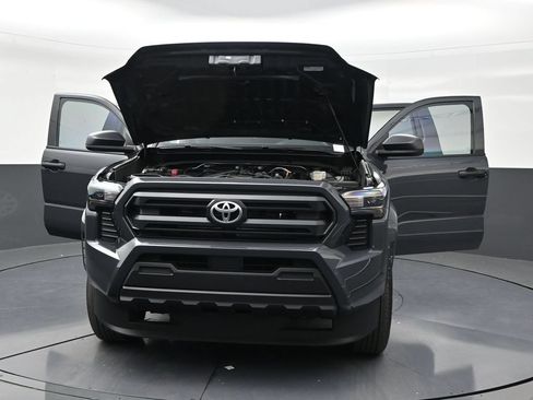 Used 2026 Toyota Tacoma SR RWD image 33