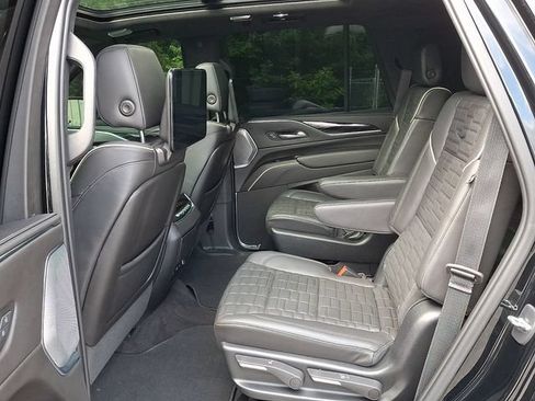 Certified 2023 Cadillac Escalade V AWD/4WD image 9