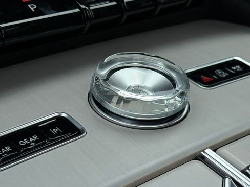 New 2026 Lincoln Navigator L Reserve AWD/4WD image 32
