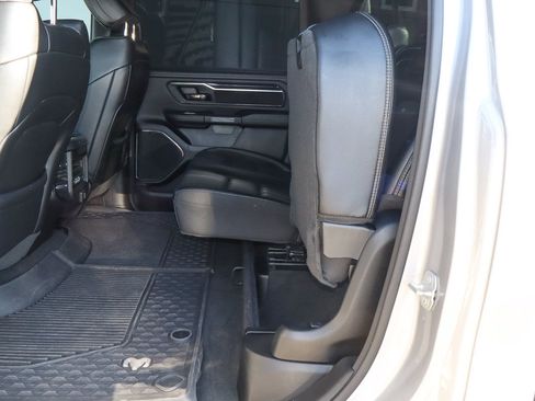Used 2022 RAM 1500 Laramie AWD/4WD image 22