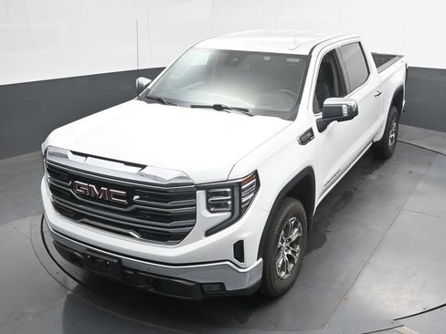 Used 2025 GMC Sierra 1500 SLT AWD/4WD image 35