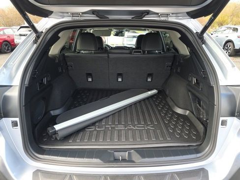 Used 2023 Subaru Outback Touring XT image 15