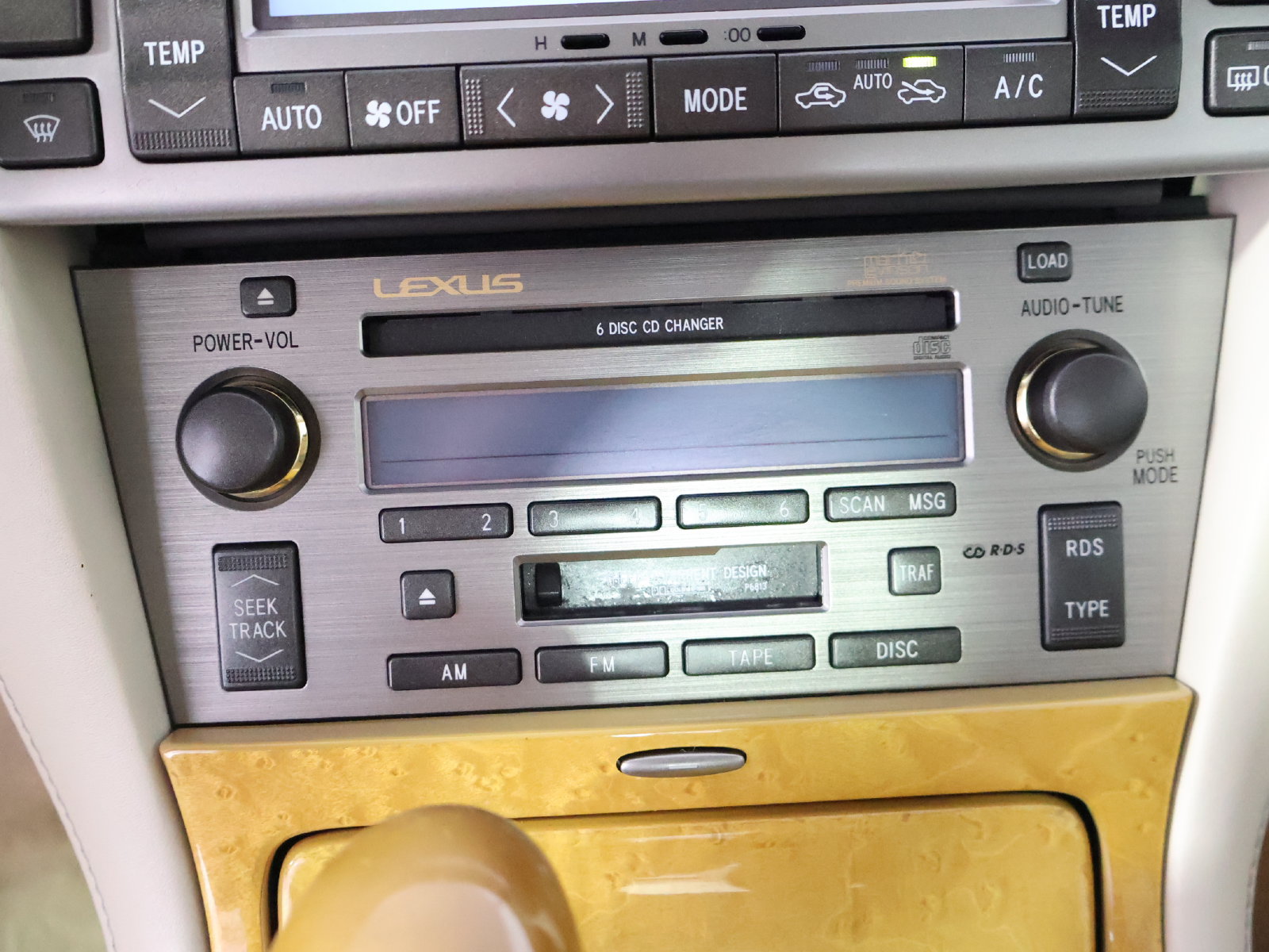 Used 2002 Lexus SC 430 Convertible RWD image 36