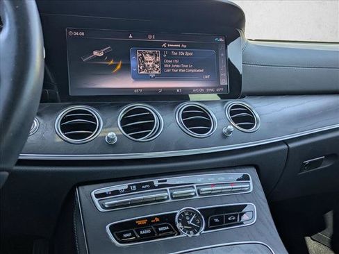Used 2019 Mercedes-Benz E 300 image 15