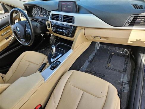 Used 2018 BMW 320i Sedan image 19