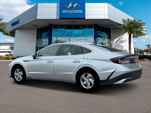 New 2026 Hyundai Sonata SE FWD image 5