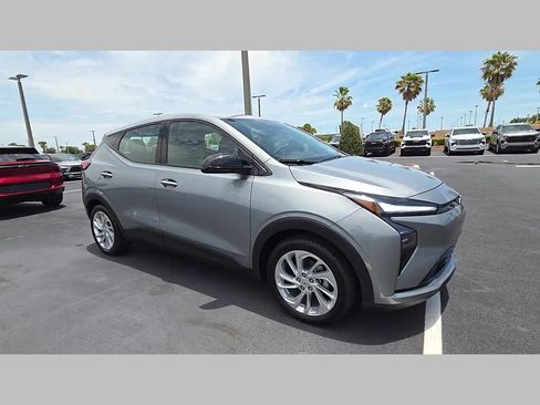 New 2027 Chevrolet Bolt LT FWD image 15