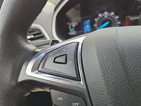 Used 2020 Ford Edge SEL w/ Convenience Package AWD/4WD image 14