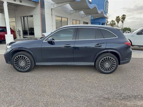 Used 2023 Mercedes-Benz GLC 300 4MATIC image 8