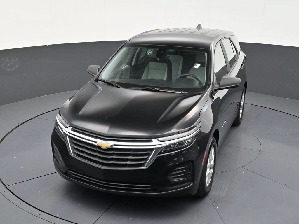 Used 2024 Chevrolet Equinox LS w/ Driver Confidence II Package FWD image 16