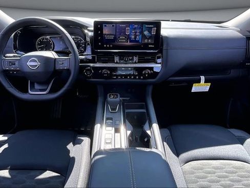 New 2026 Nissan Pathfinder SV FWD image 5