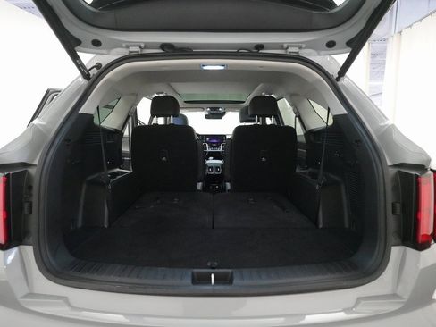 Certified 2023 Kia Sorento SX image 10