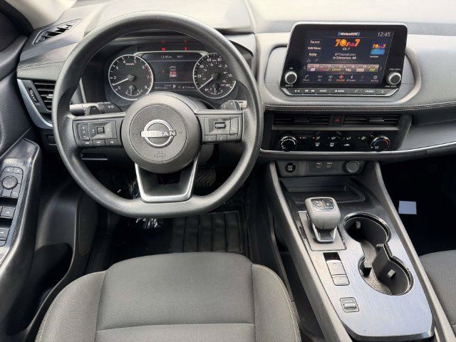 Used 2024 Nissan Rogue S FWD image 17
