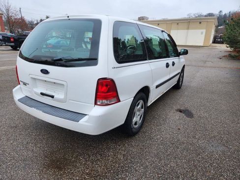 Used 2005 Ford Freestar S image 6