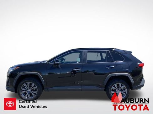 Certified 2022 Toyota RAV4 Limited AWD/4WD image 5