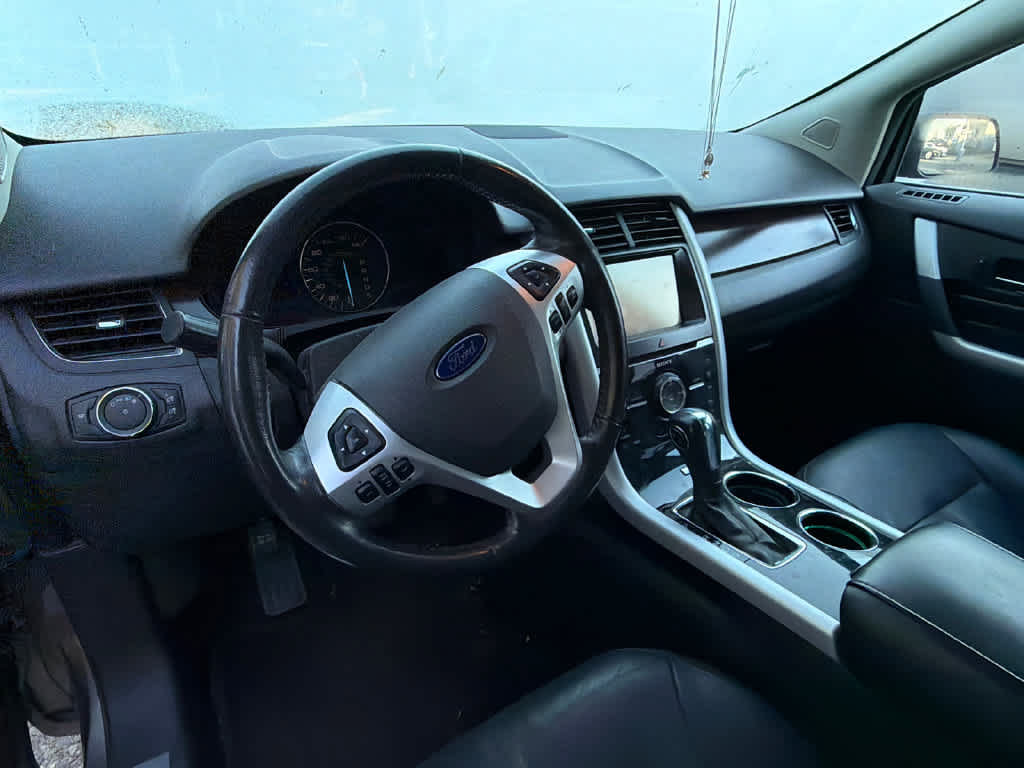 Used 2014 Ford Edge Limited w/ Equipment Group 302A FWD image 6