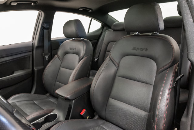 Used 2018 Hyundai Elantra Sport w/ Sport Premium Package 03 FWD image 11