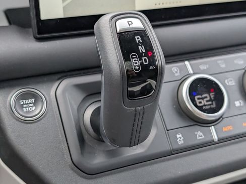 Used 2025 Land Rover Defender 110 S AWD/4WD image 14