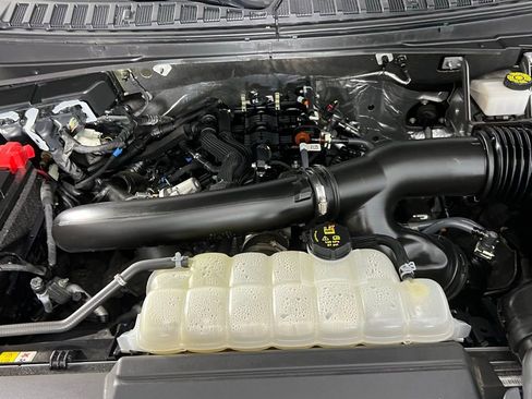 Used 2024 Lincoln Navigator Reserve image 40