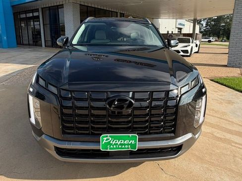 Used 2024 Hyundai Palisade SEL FWD image 3