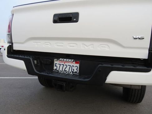 Certified 2021 Toyota Tacoma TRD Off-Road w/ Technology Package image 14